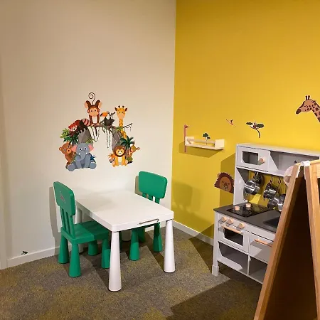 Sfeervolle Met Sauna Aan De Rand Het Bos プッテン