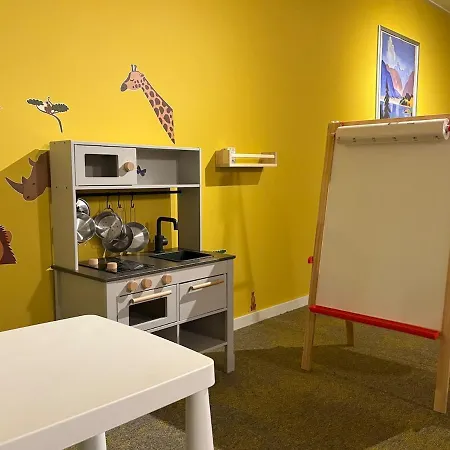 Sfeervolle Met Sauna Aan De Rand Het Bos 別荘 プッテン