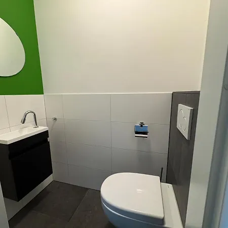 Sfeervolle Met Sauna Aan De Rand Het Bos 別荘 プッテン