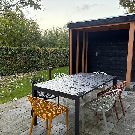 Sfeervolle Met Sauna Aan De Rand Het Bos *