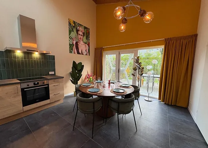 Sfeervolle Met Sauna Aan De Rand Het Bos 皮滕