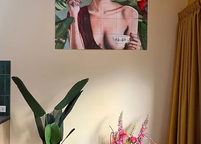 Sfeervolle Met Sauna Aan De Rand Het Bos