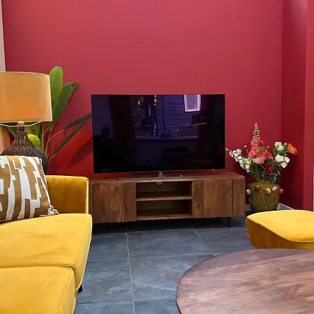 Sfeervolle Met Sauna Aan De Rand Het Bos Putten