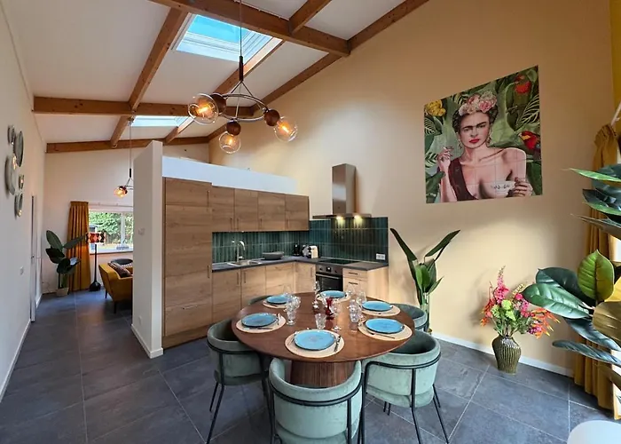 Sfeervolle Met Sauna Aan De Rand Het Bos Prázdninový dům *