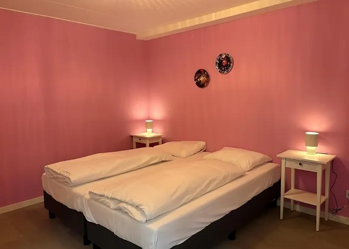 Sfeervolle Met Sauna Aan De Rand Het Bos Prázdninový dům