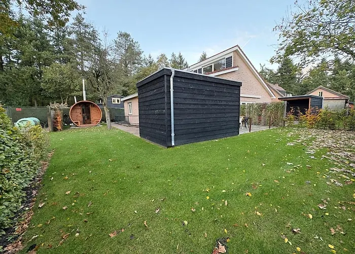 Sfeervolle Met Sauna Aan De Rand Het Bos Prázdninový dům *