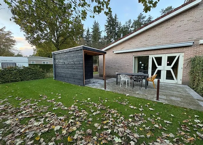 Sfeervolle Met Sauna Aan De Rand Het Bos Prázdninový dům *